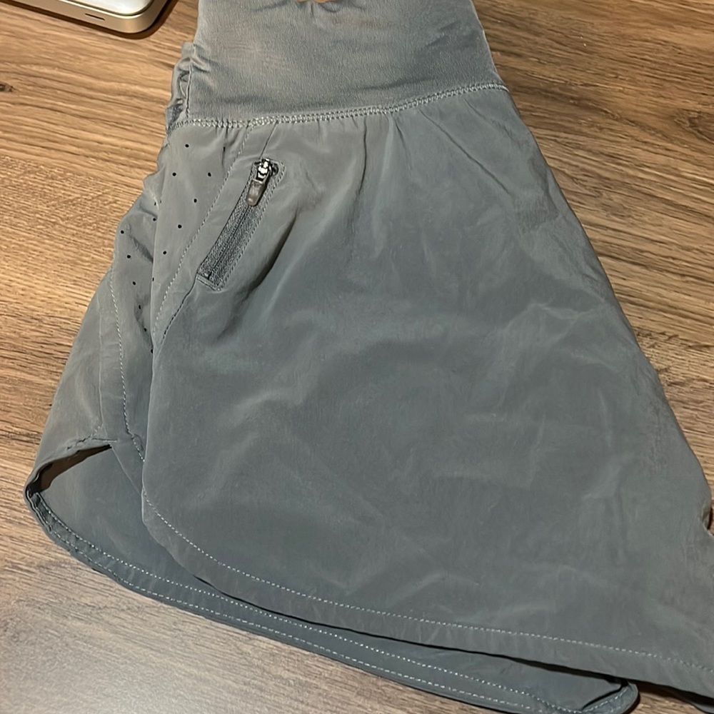 Nike grey shorts